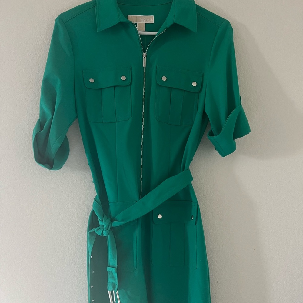 MICHAEL KORS Classy Dress with Zip Front and Tie Belt